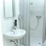 Bestprice Hauptbahnhof 2*