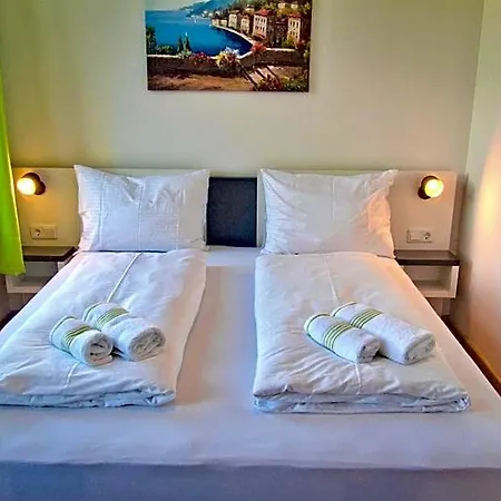 Bestprice Hauptbahnhof Hotel 2*