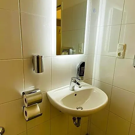 Bestprice Hauptbahnhof 2*