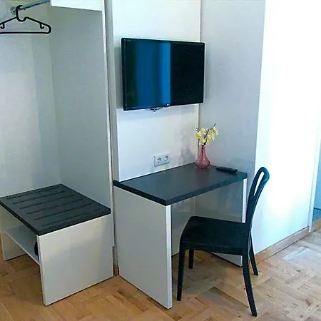 Bestprice Hauptbahnhof 2*